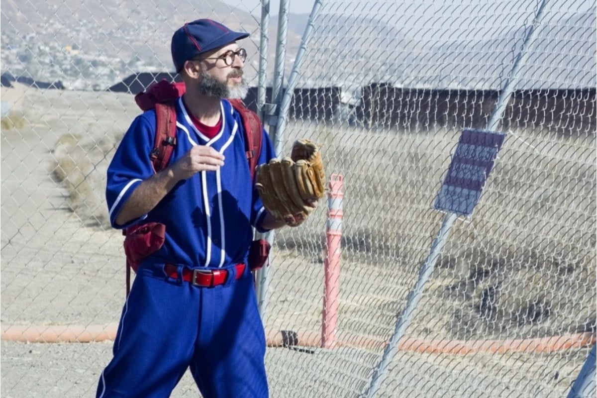 Creating Discourse: Border-Ball and Razor-Sharp