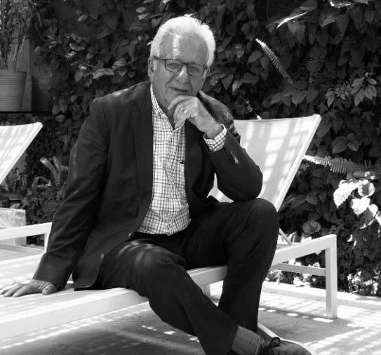 Threads of Time: Simultaneous Temporalities in the Work of Mario Schjetnan