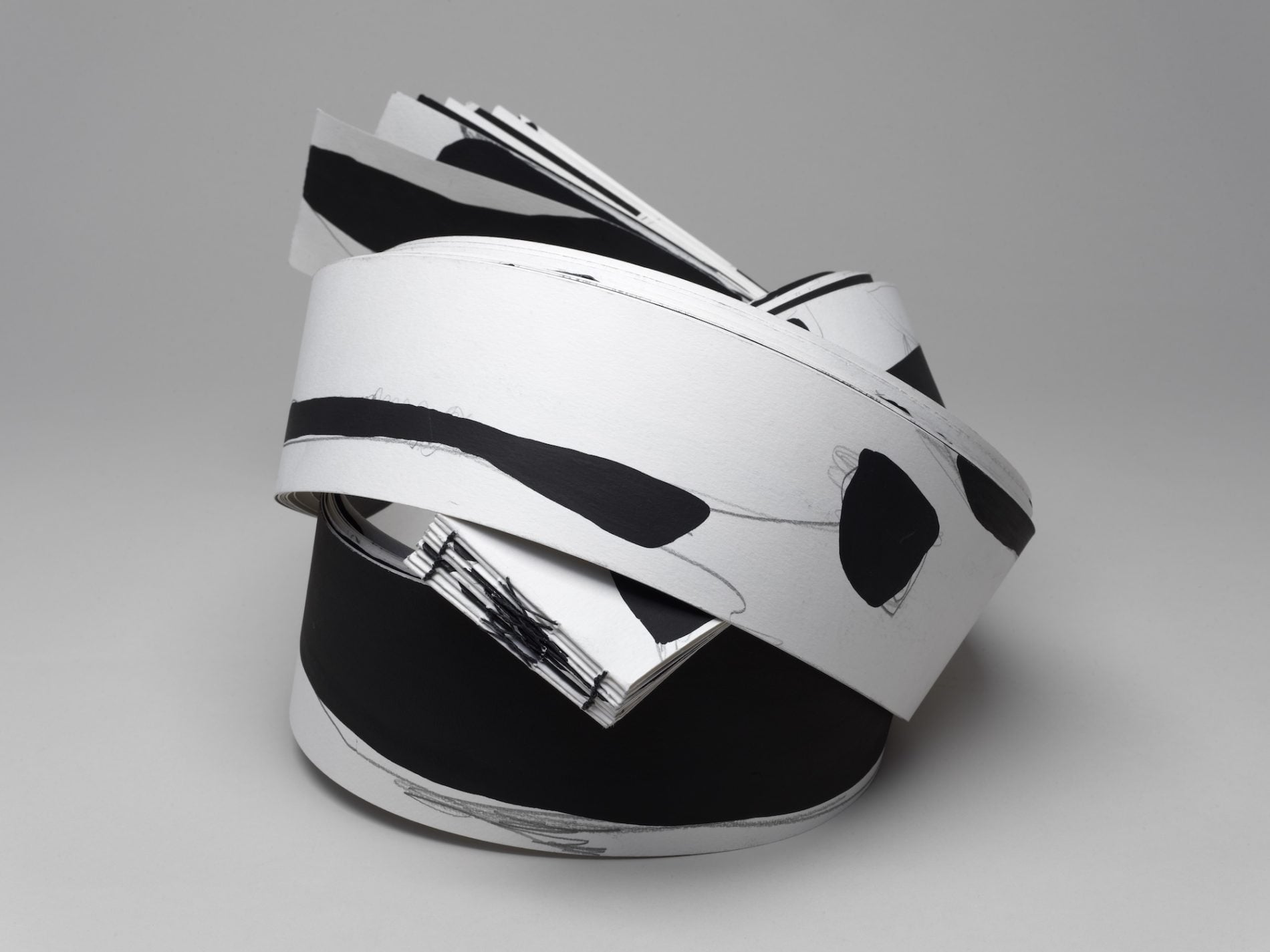 Yoonshin Park: Prompt and Prompted