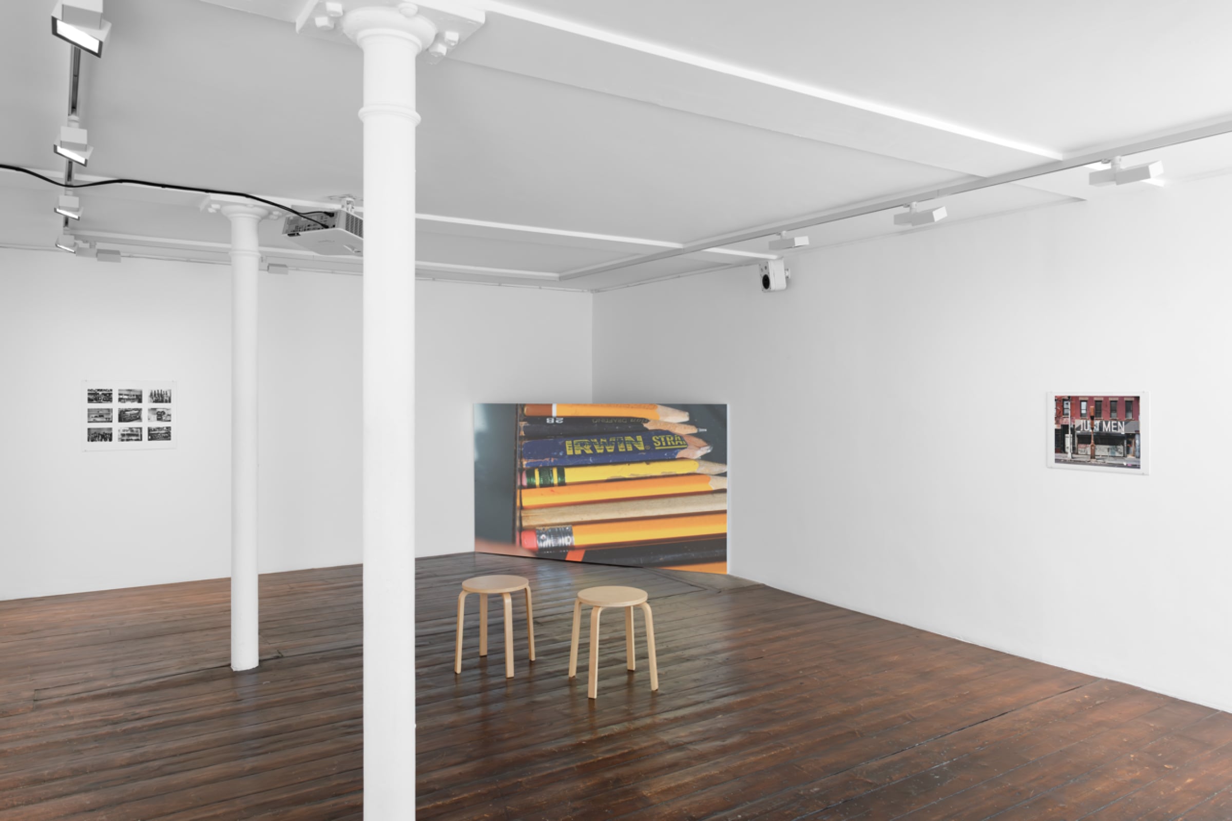 Moyra Davey Four [чотири]