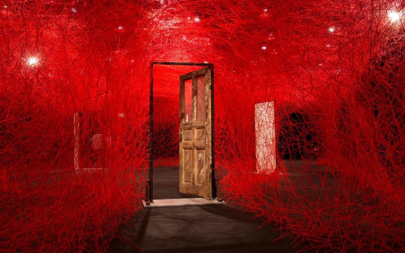 Chiharu Shiota: Threads of Life