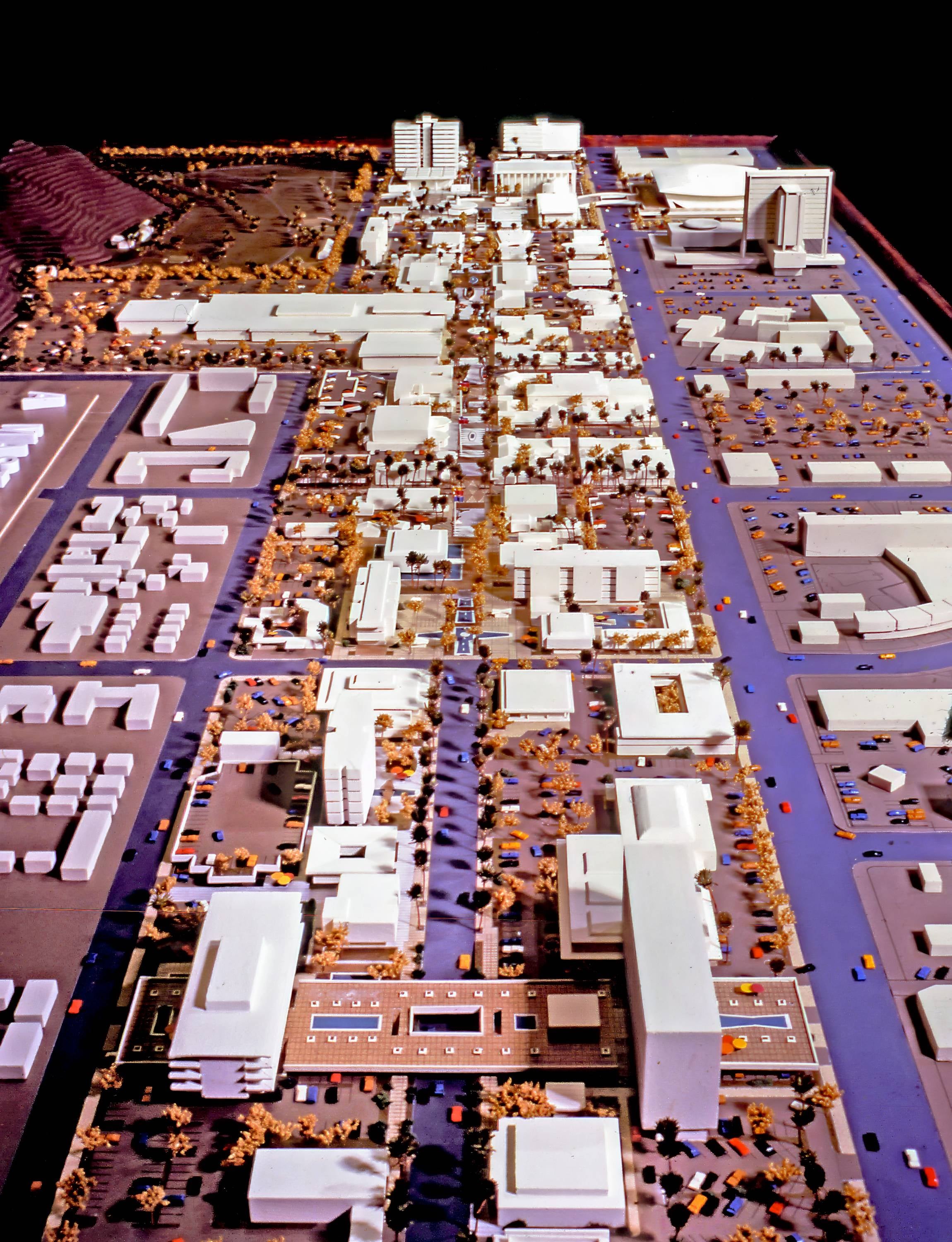 Alternative Palm Springs: Other Desert Architectures