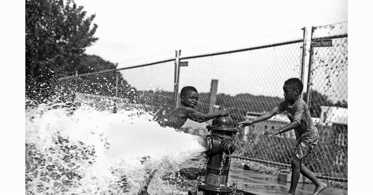 A Language We Share: Beverly Price and Gordon Parks