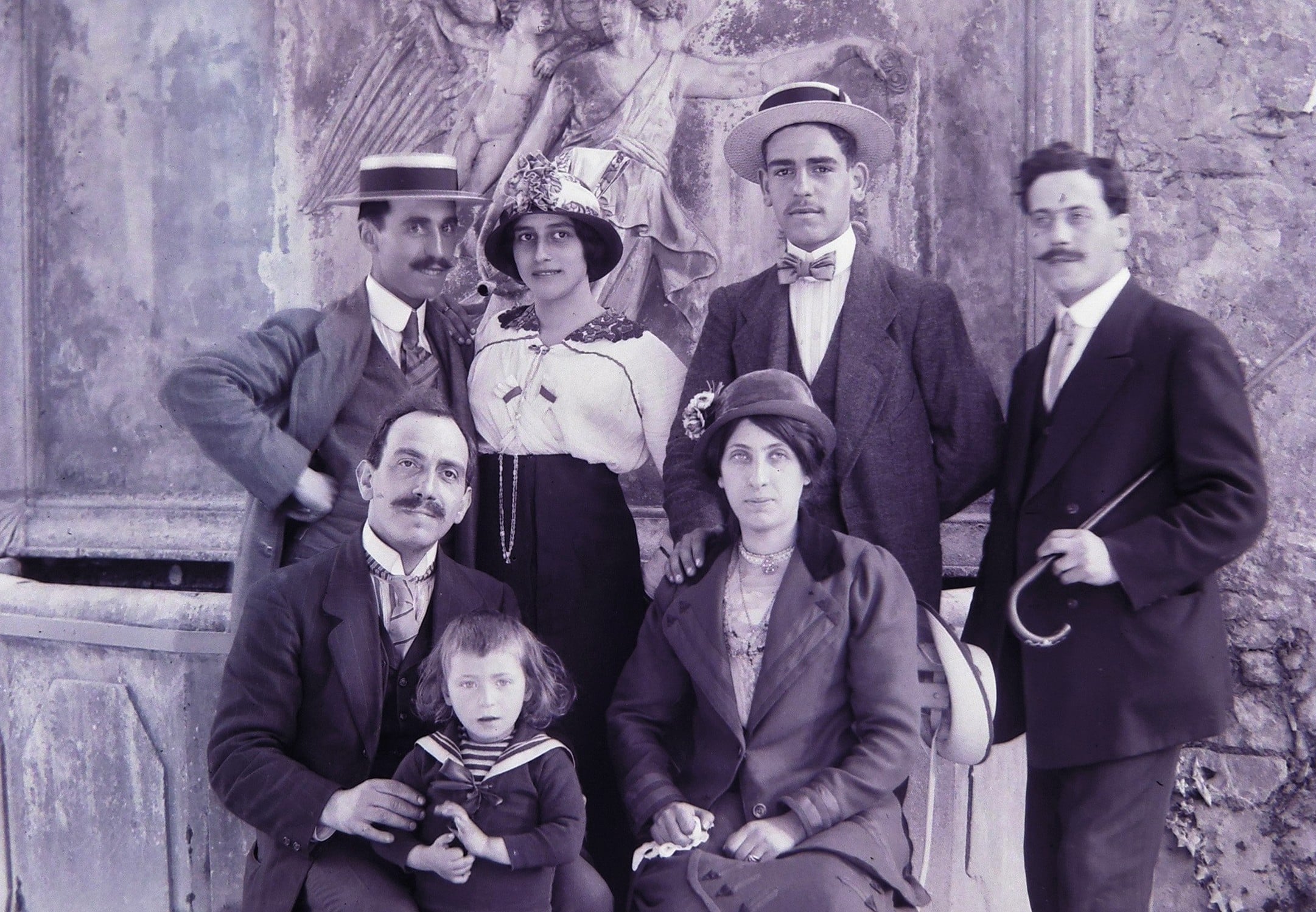 Vie et mort d'une famille de photographes. Le Studio Roffé à Apt