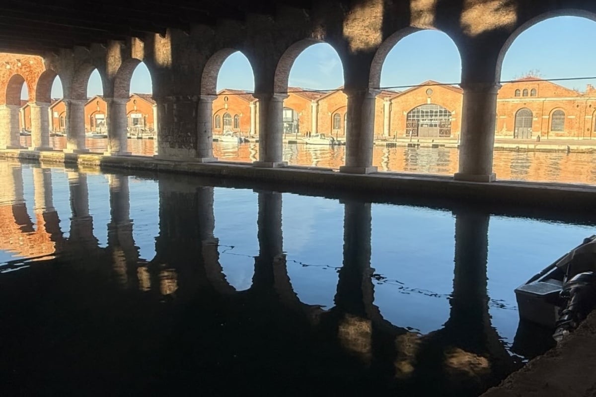 Grenada: The Poetics of Correspondence